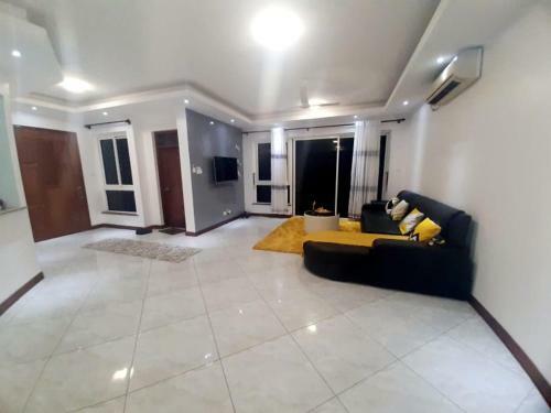 Daisy Apartments