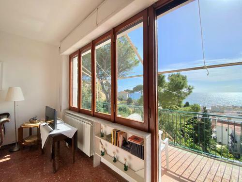 Apartamento Holidaycasa Poseidon - Panoramicissimo A Mare