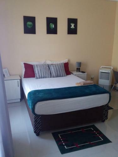 Hostal Diplomat Lodge