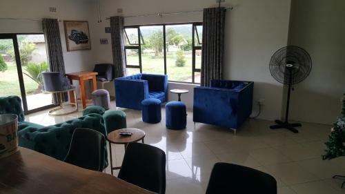 Hostal De Nest Guesthouse