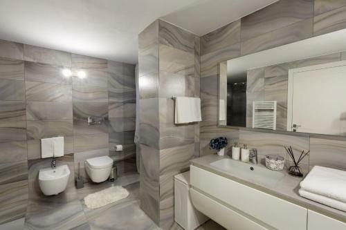Apartment Blue Laguna
