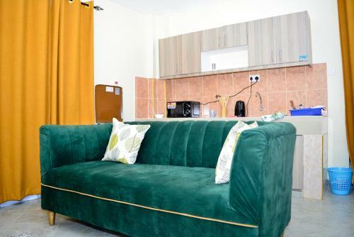 Lovely Studio Apartment With Free Ample Parking