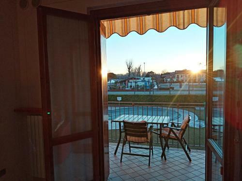 Mosaici Sunrise - Lake Front Apartment With Beautiful View