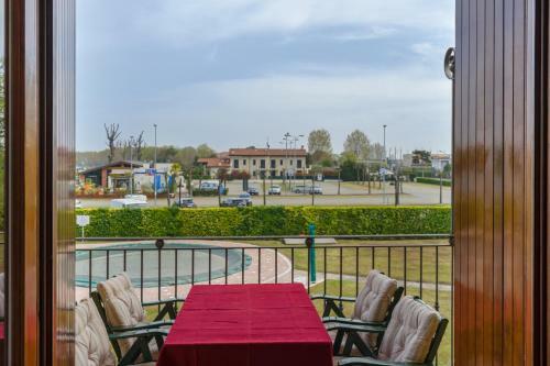 Mosaici Sunrise - Lake Front Apartment With Beautiful View
