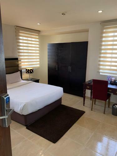 Hotel Lodge By Eagles