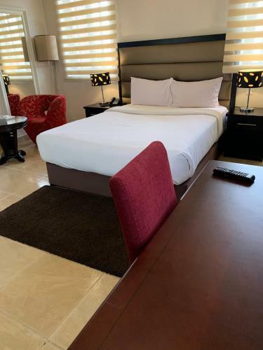 Hotel Lodge By Eagles