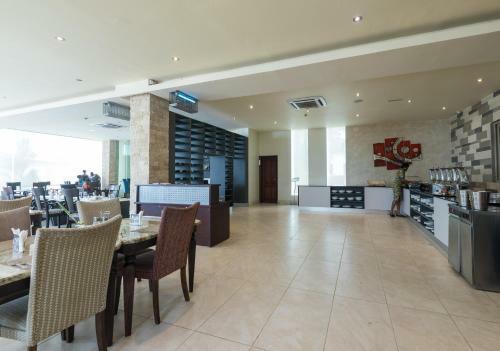 Hotel Lodge By Eagles