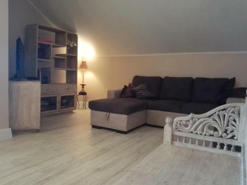 Apartamento Le Colonial, T4 � 5 Mn Aeroport Dans Villa de Standing