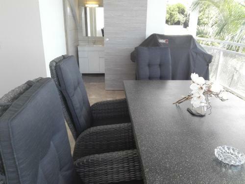 Apartamento Le Colonial, T4 � 5 Mn Aeroport Dans Villa de Standing