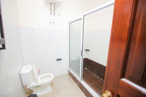 Airport Ridge Villa