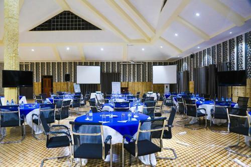 Nokras Riverine Hotel & Spa