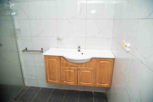 Villa An Executive House With Swimming Pool