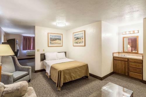 Super 8 Motel - Moses Lake