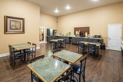 Super 8 Motel - Moses Lake