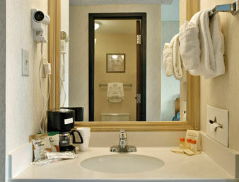 Days Hotel Williamsburg Busch Gardens Area