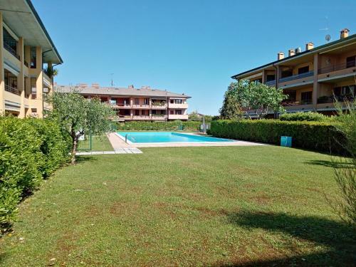 Sunflower Apartment - Trilocale Con Piscina, Terrazza E Wifi