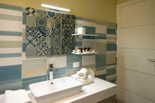 Sirmio Apartments - Narnia Stay