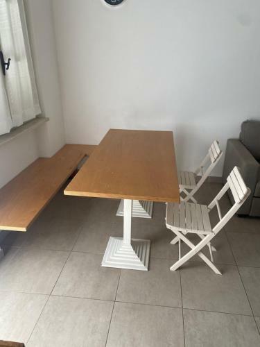 Apartamento Gardasee Appartamento Con Piscina
