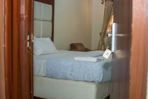 Rendezvous Hotel And Lounge
