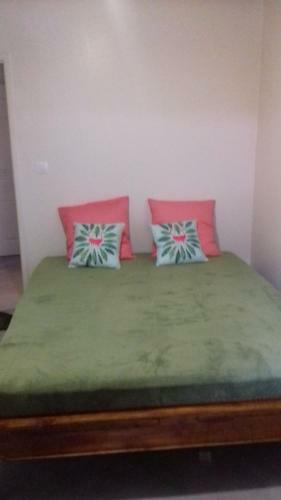 Hostal Location Meubl� A Salazie
