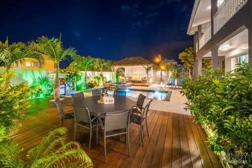 La Villa Rosaya - Piscine Jacuzzi