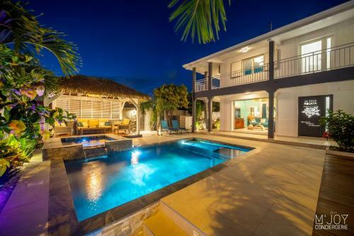 La Villa Rosaya - Piscine Jacuzzi