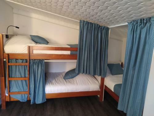 Bed & Breakfast Les Baroudeurs Hostel