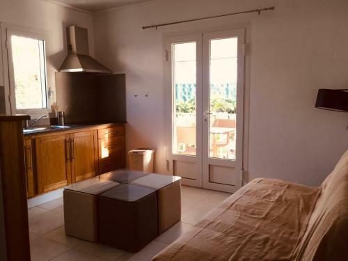 Hostal La Villa Ma�