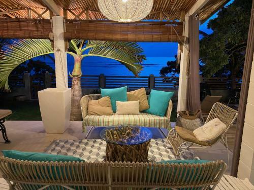 Villa 'corail Bleu' Les Pieds Dans L'eau
