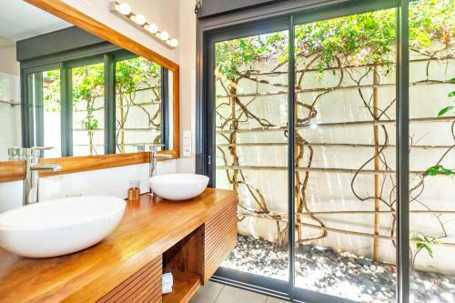 R�cif - Villa de Charme Pieds Dans L'eau � Saint-gilles-les-bains
