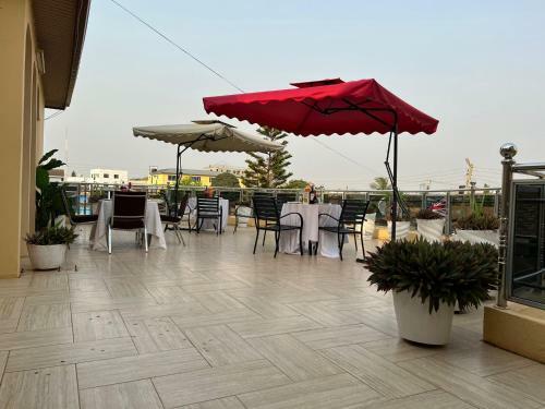Golden Coast Hotel
