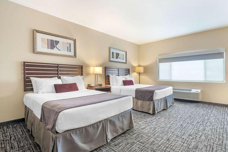 Best Western Plus Bayside Hotel