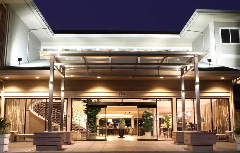 Best Western Plus Bayside Hotel