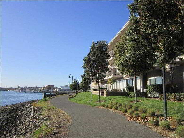 Best Western Plus Bayside Hotel