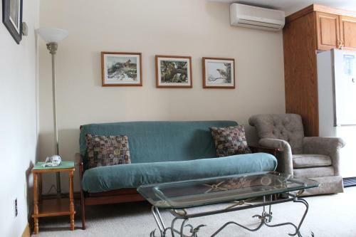 Petryla Estates Furnished Toronto Apartments