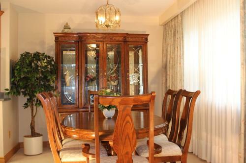 Petryla Estates Furnished Toronto Apartments