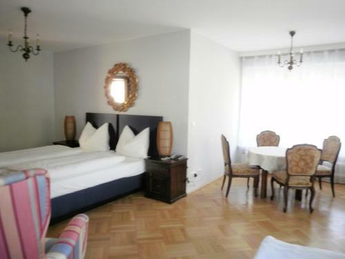 Hotel G�stehaus Auerhahn