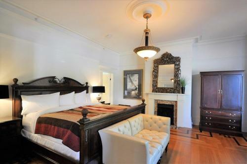 Hotel Bannerman Park Suites