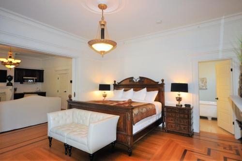 Hotel Bannerman Park Suites