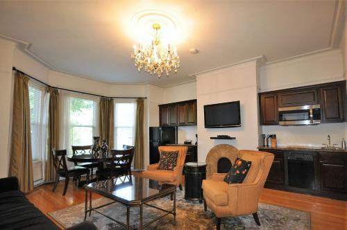 Hotel Bannerman Park Suites