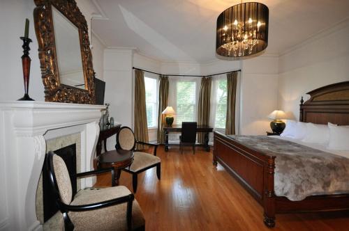 Hotel Bannerman Park Suites