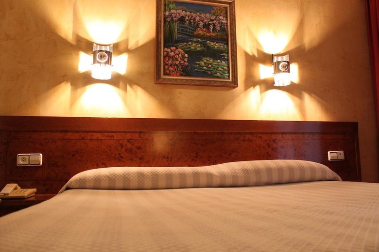 Hostal Hispanico II