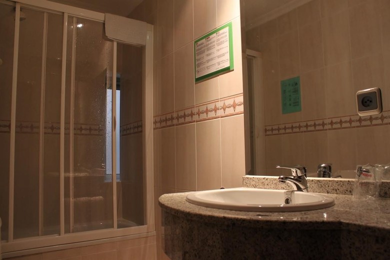 Hostal Hispanico II