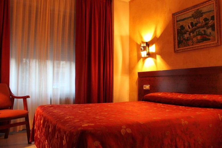 Hostal Hispanico II