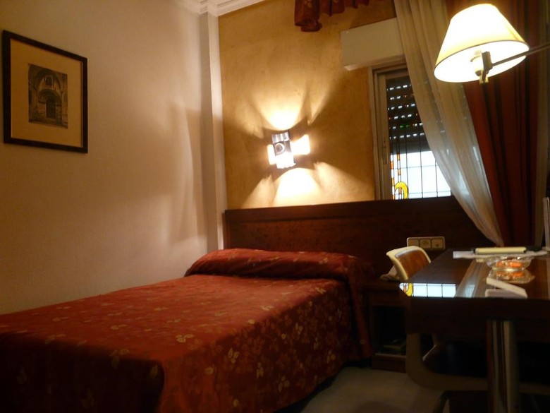 Hostal Hispanico II