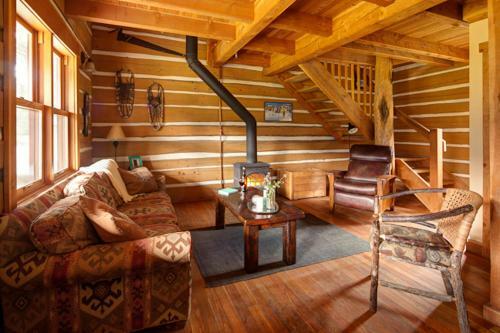 Hotel Nipika Mountain Resort