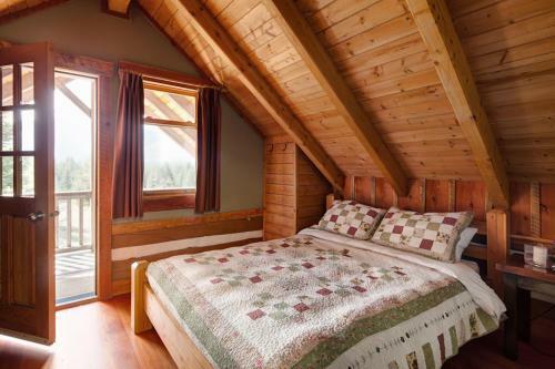 Hotel Nipika Mountain Resort