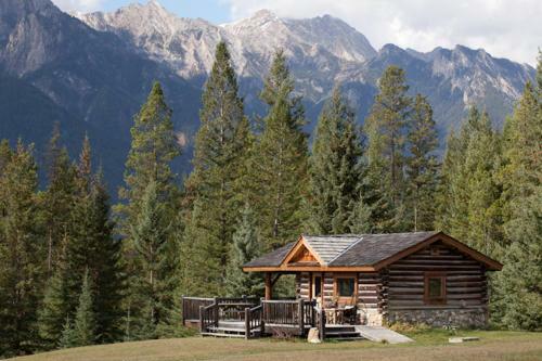 Hotel Nipika Mountain Resort