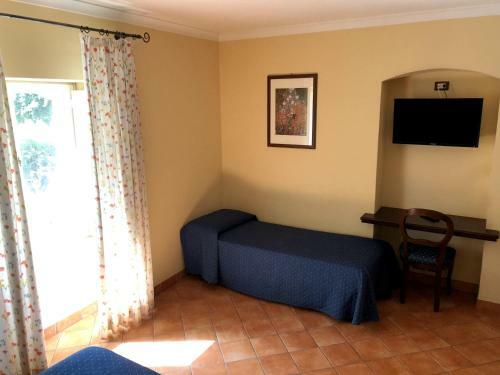 Apollo B&B