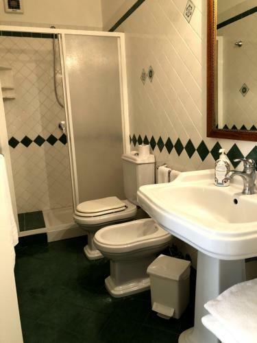 Apollo B&B